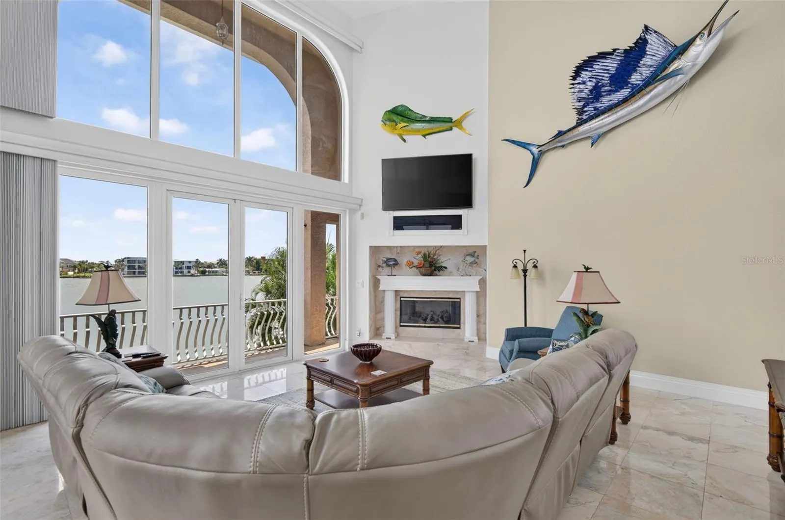 17021 DOLPHIN DR
