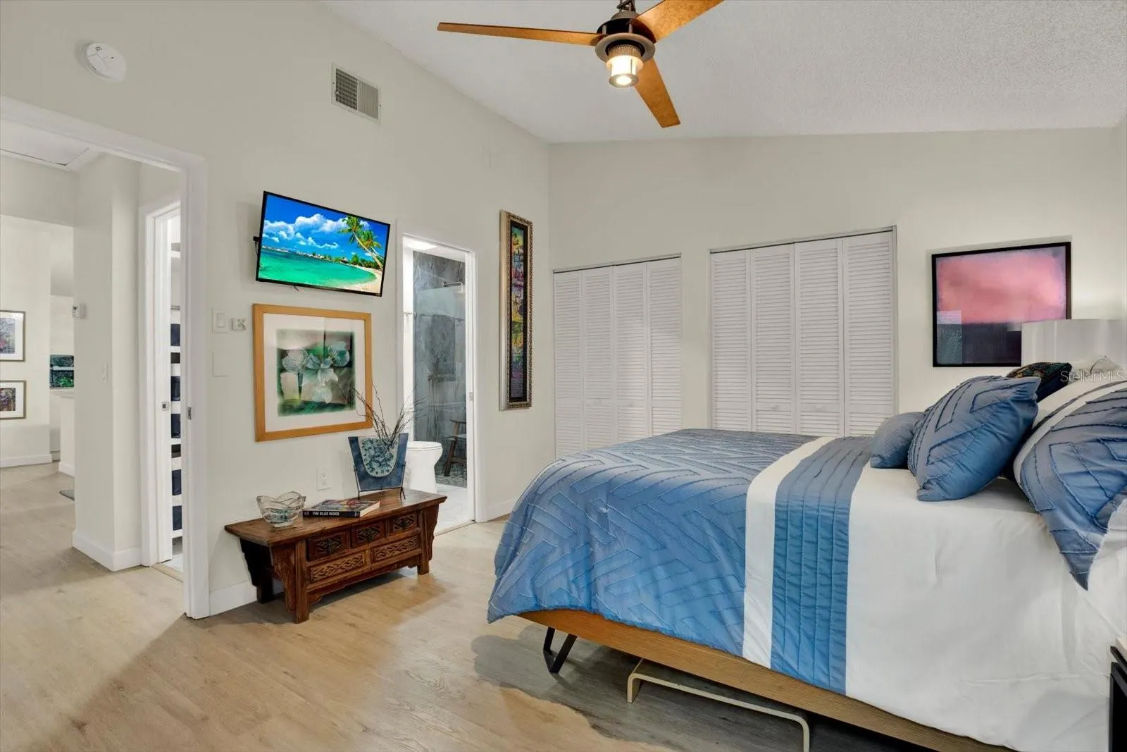 3433 HILLMOOR DR