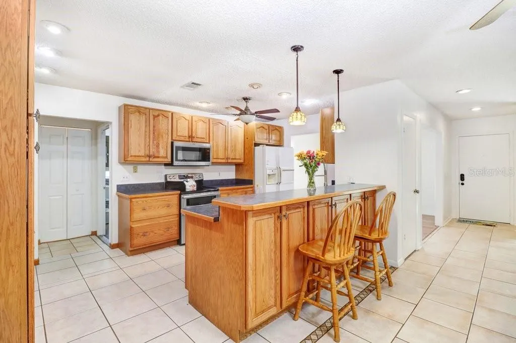 3709 CASABA LOOP
