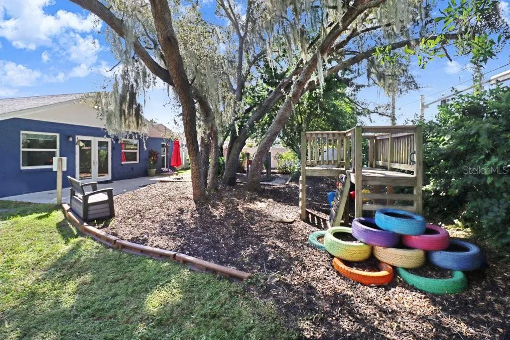 3709 CASABA LOOP