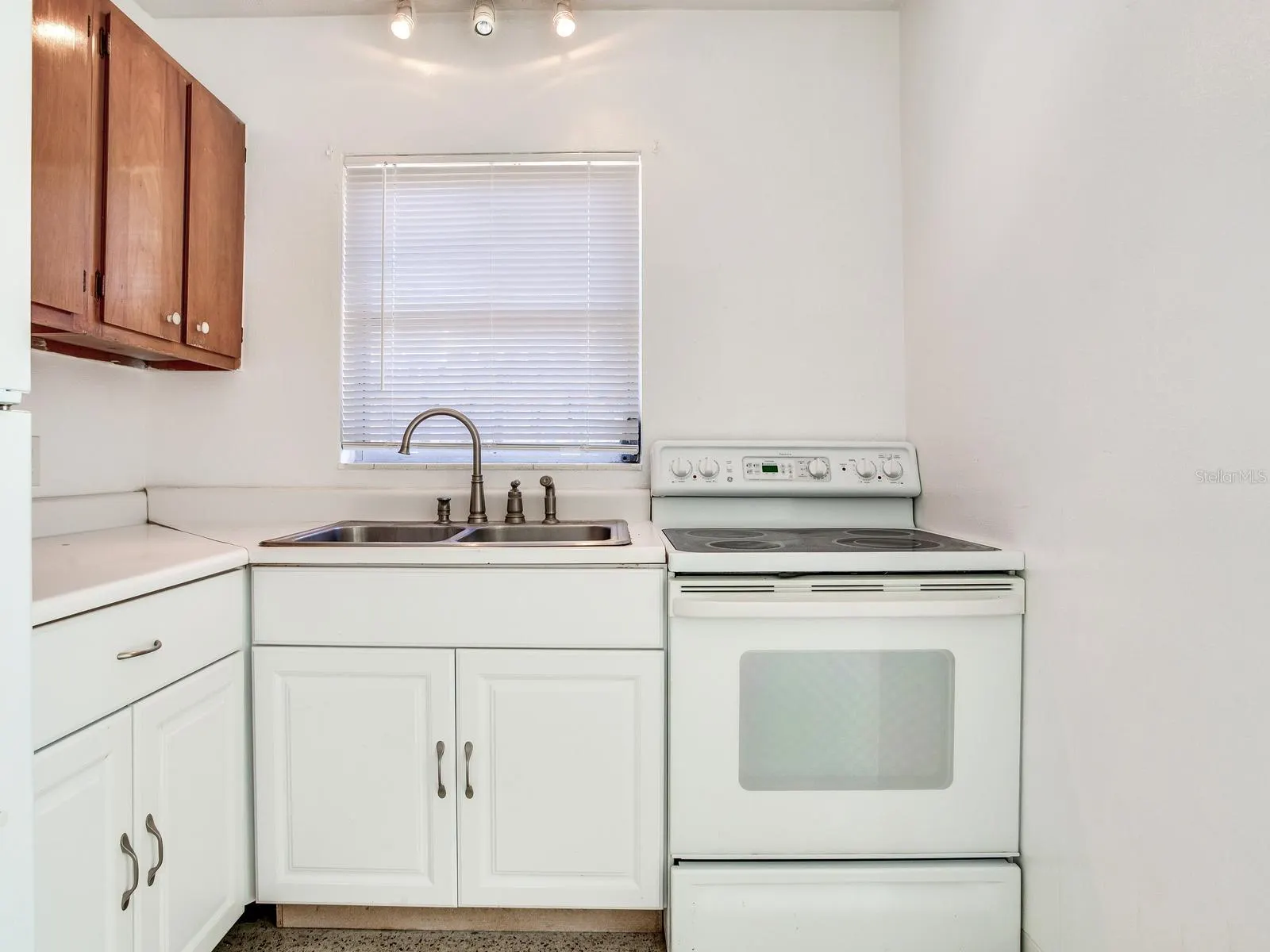 245 115TH AVE