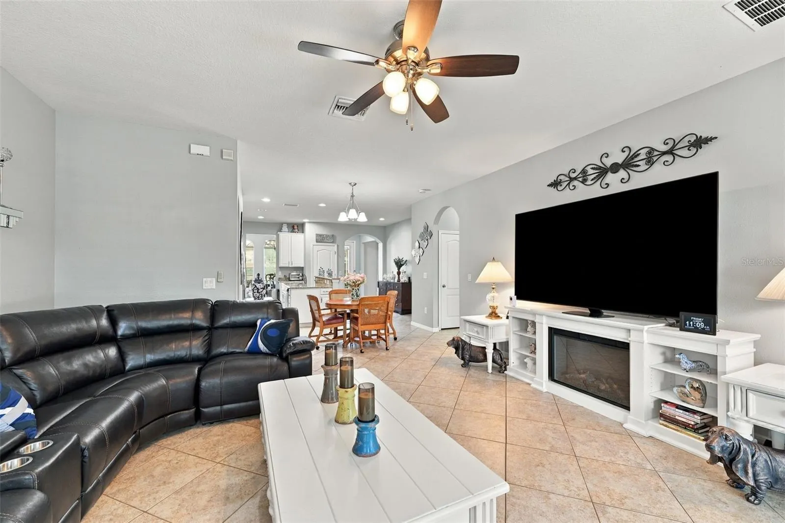 3404 REGNER DR