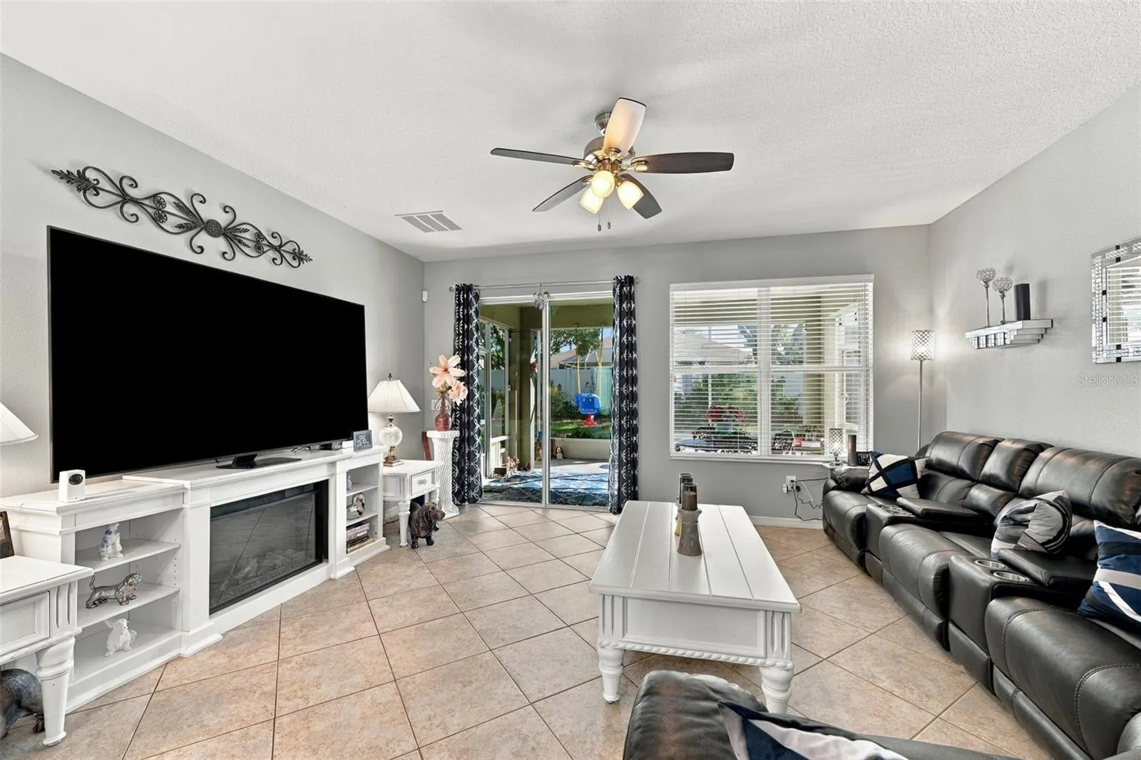 3404 REGNER DR