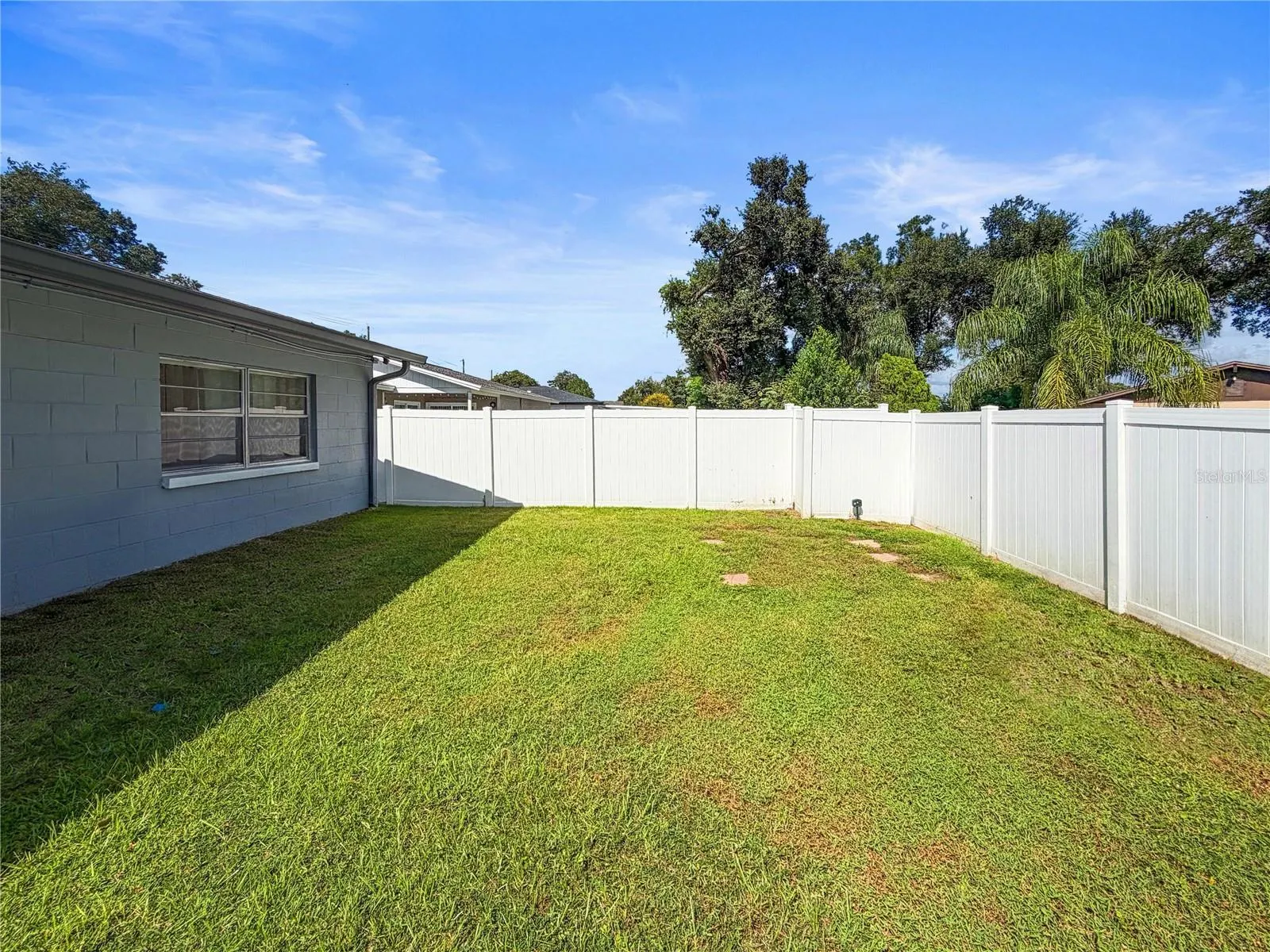 1406 HIGHVIEW RD