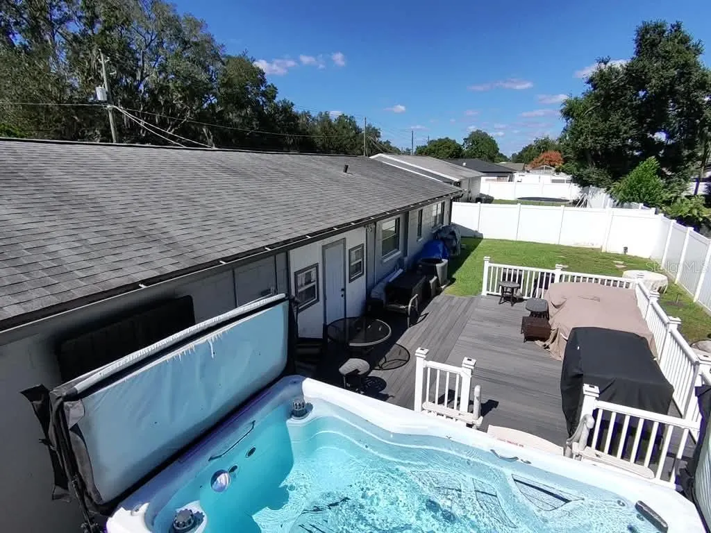 1406 HIGHVIEW RD