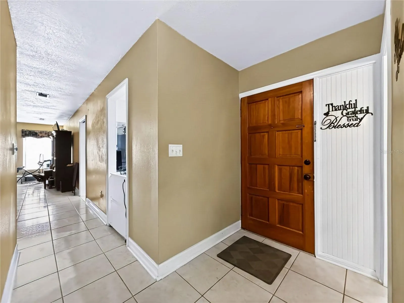 1406 HIGHVIEW RD