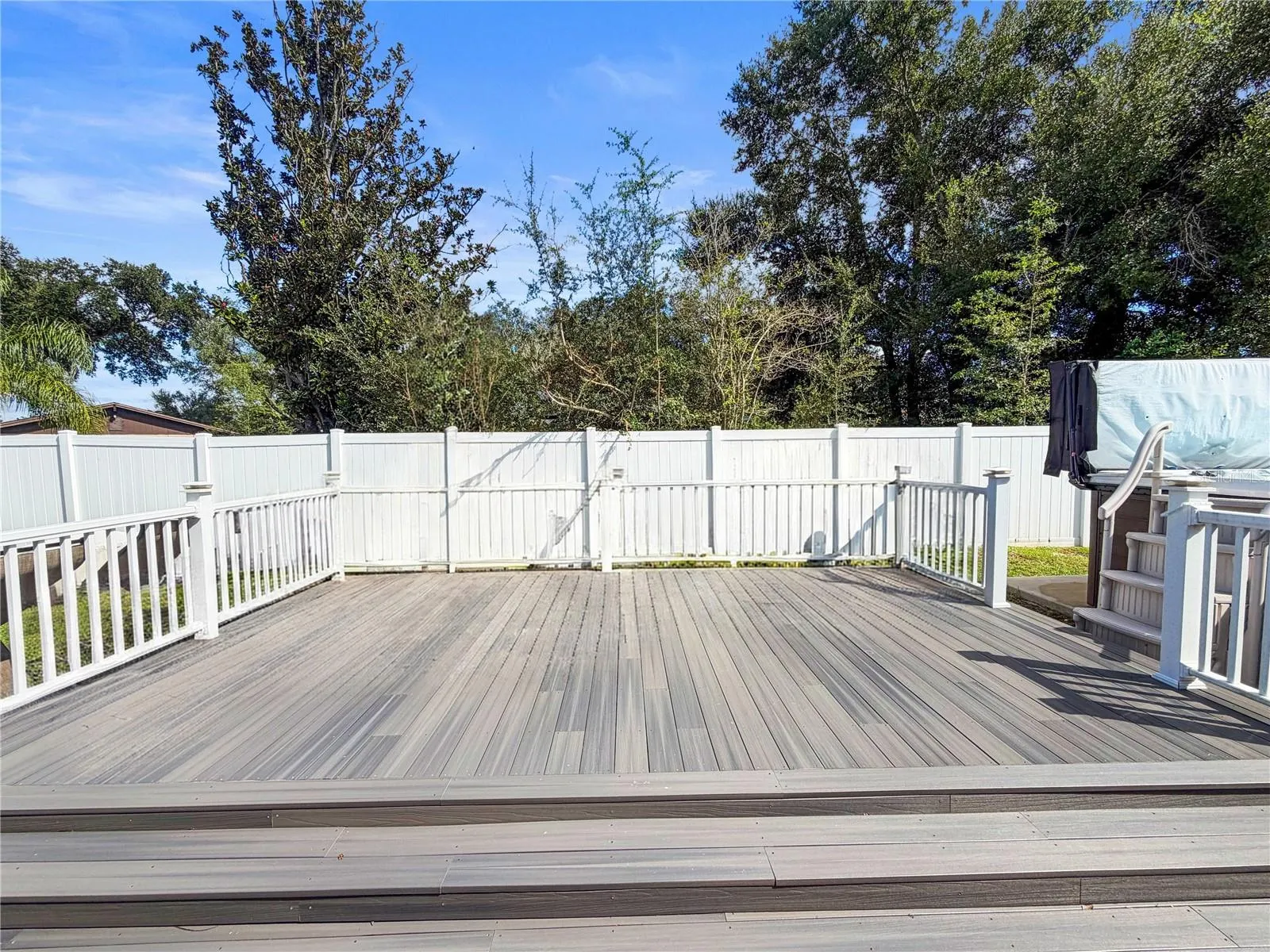 1406 HIGHVIEW RD