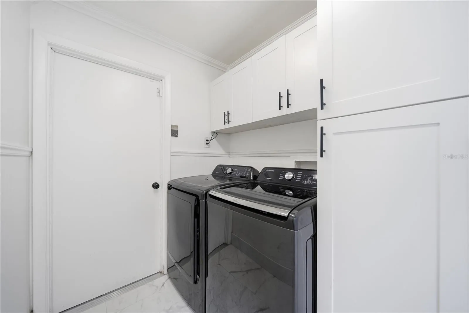 4916 HI VISTA CIR