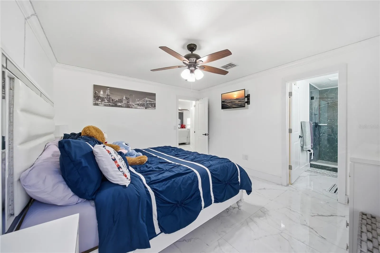 4916 HI VISTA CIR