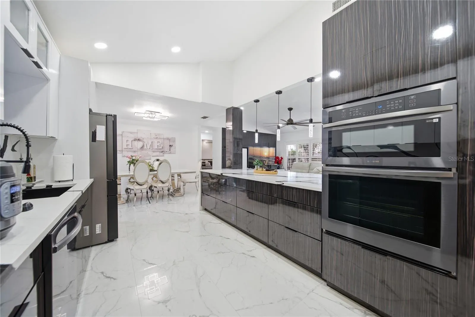 4916 HI VISTA CIR