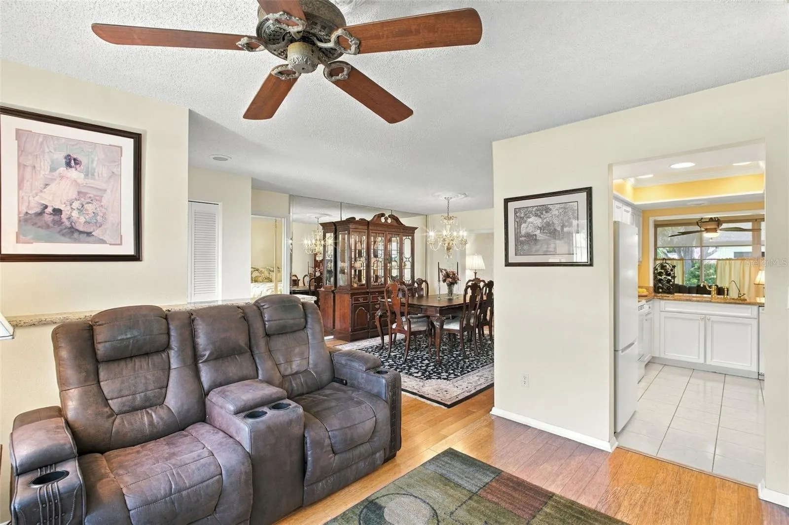 1743 MACDONNELL DR
