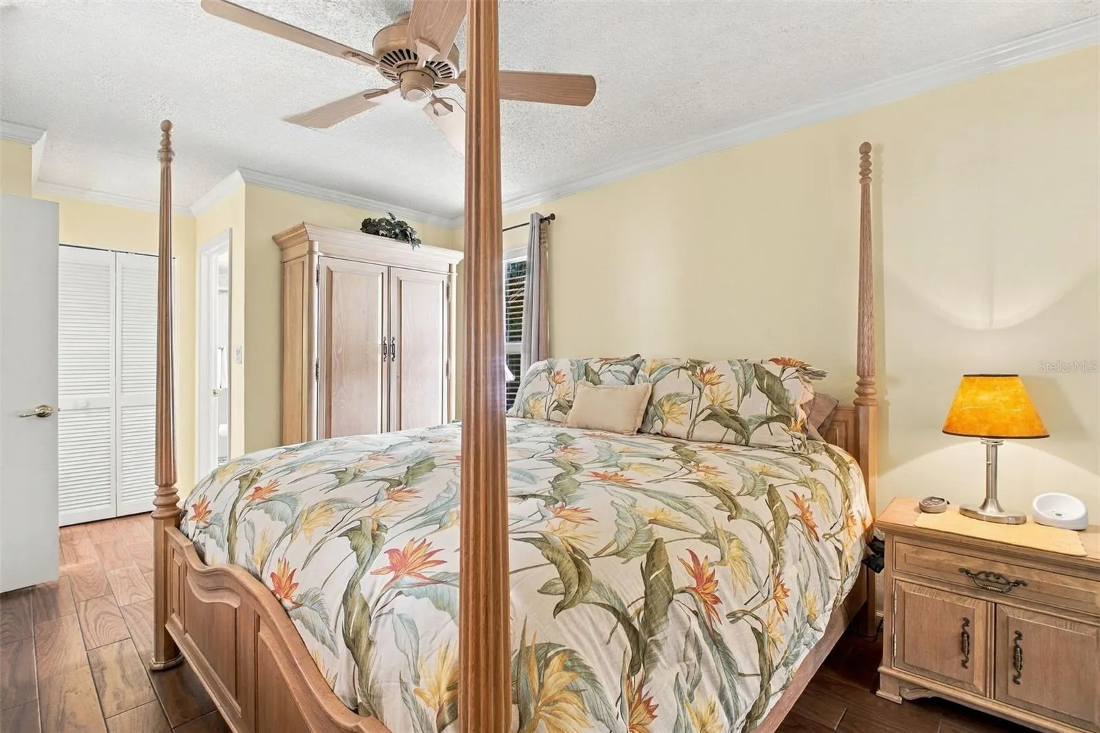 1743 MACDONNELL DR