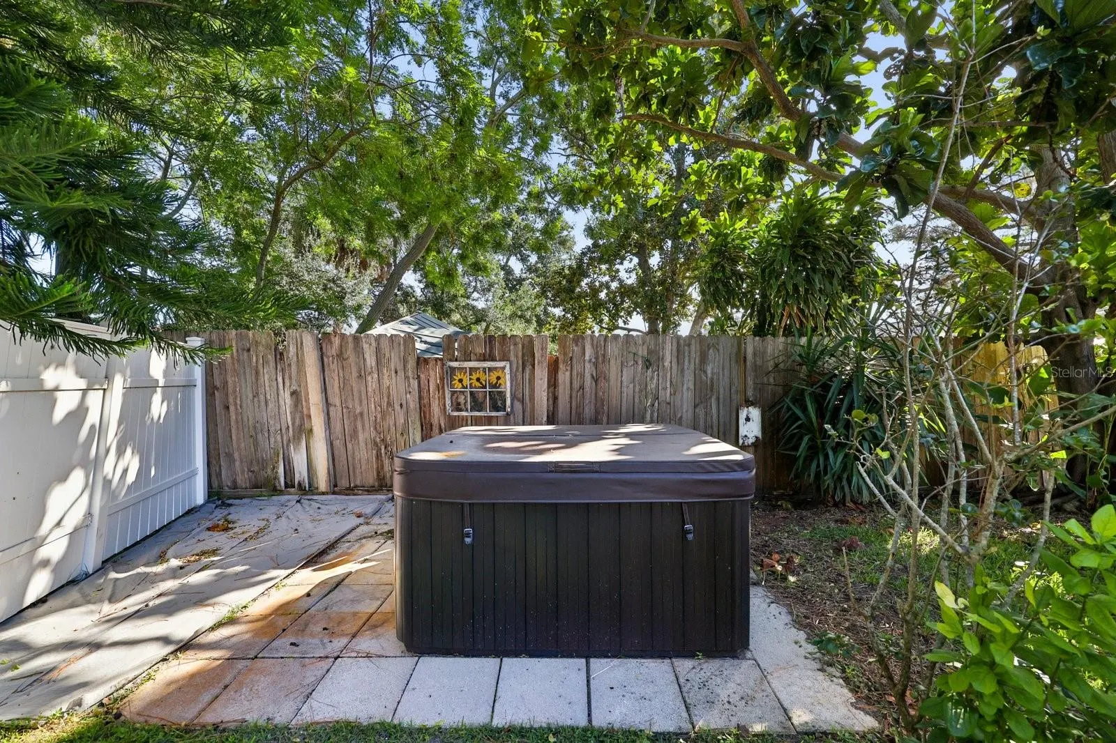 7321 CANAL BLVD