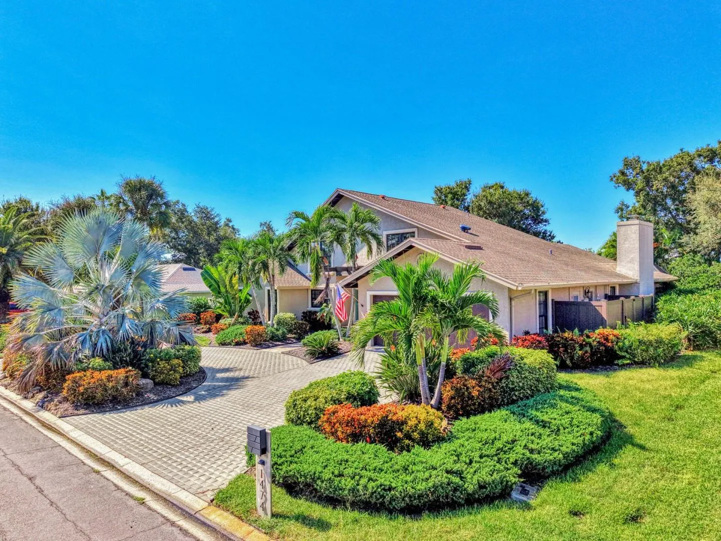 1474 LANDVIEW LN