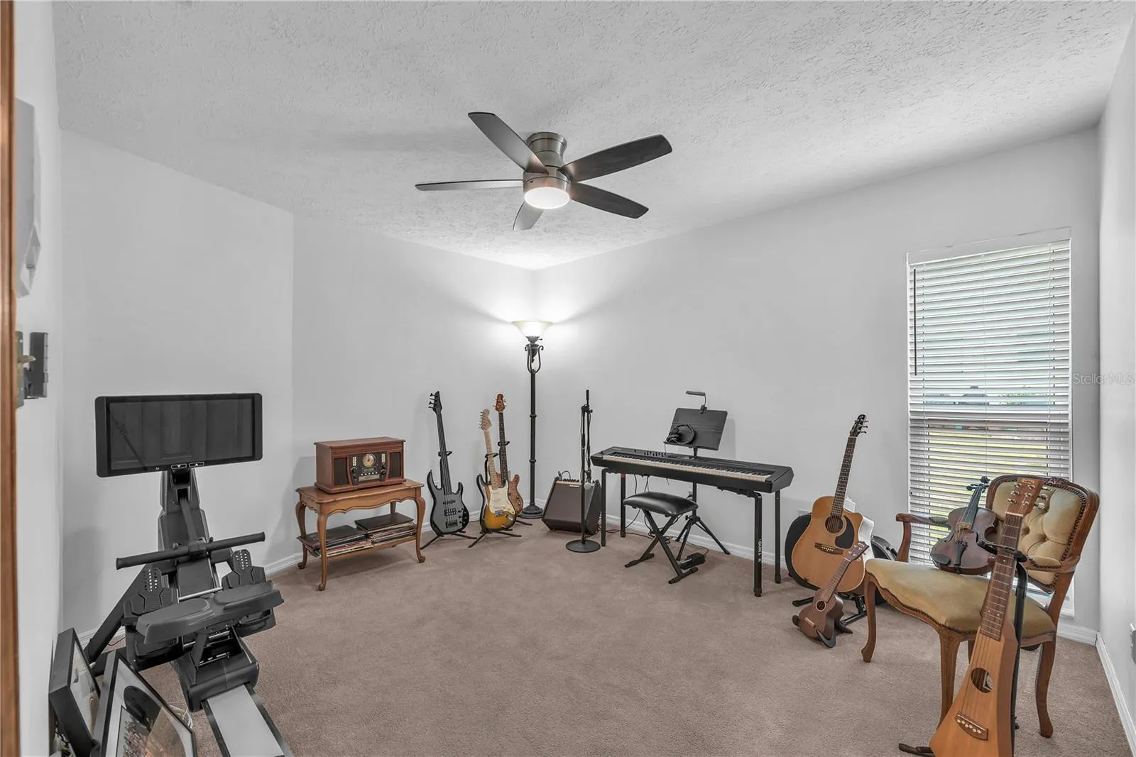 2421 OAK LANDING DR