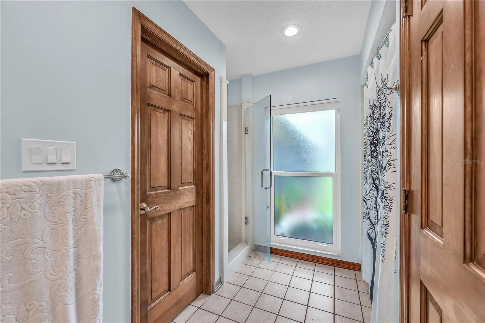 2421 OAK LANDING DR