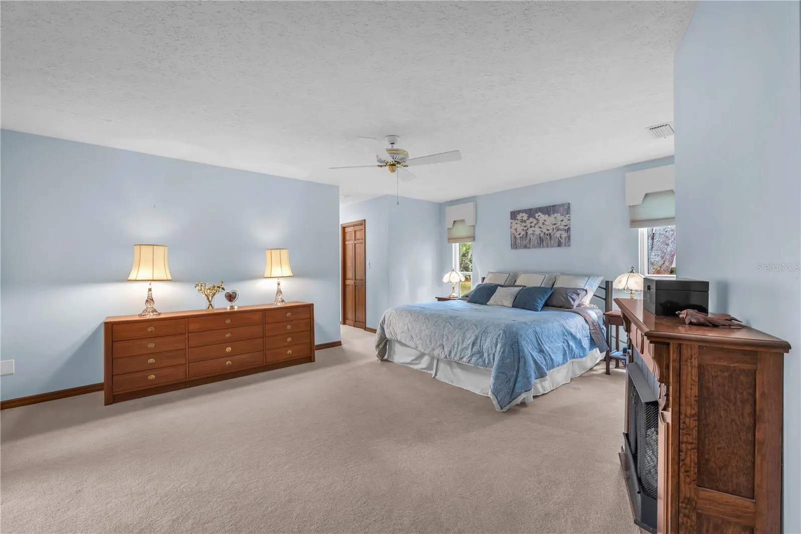 2421 OAK LANDING DR