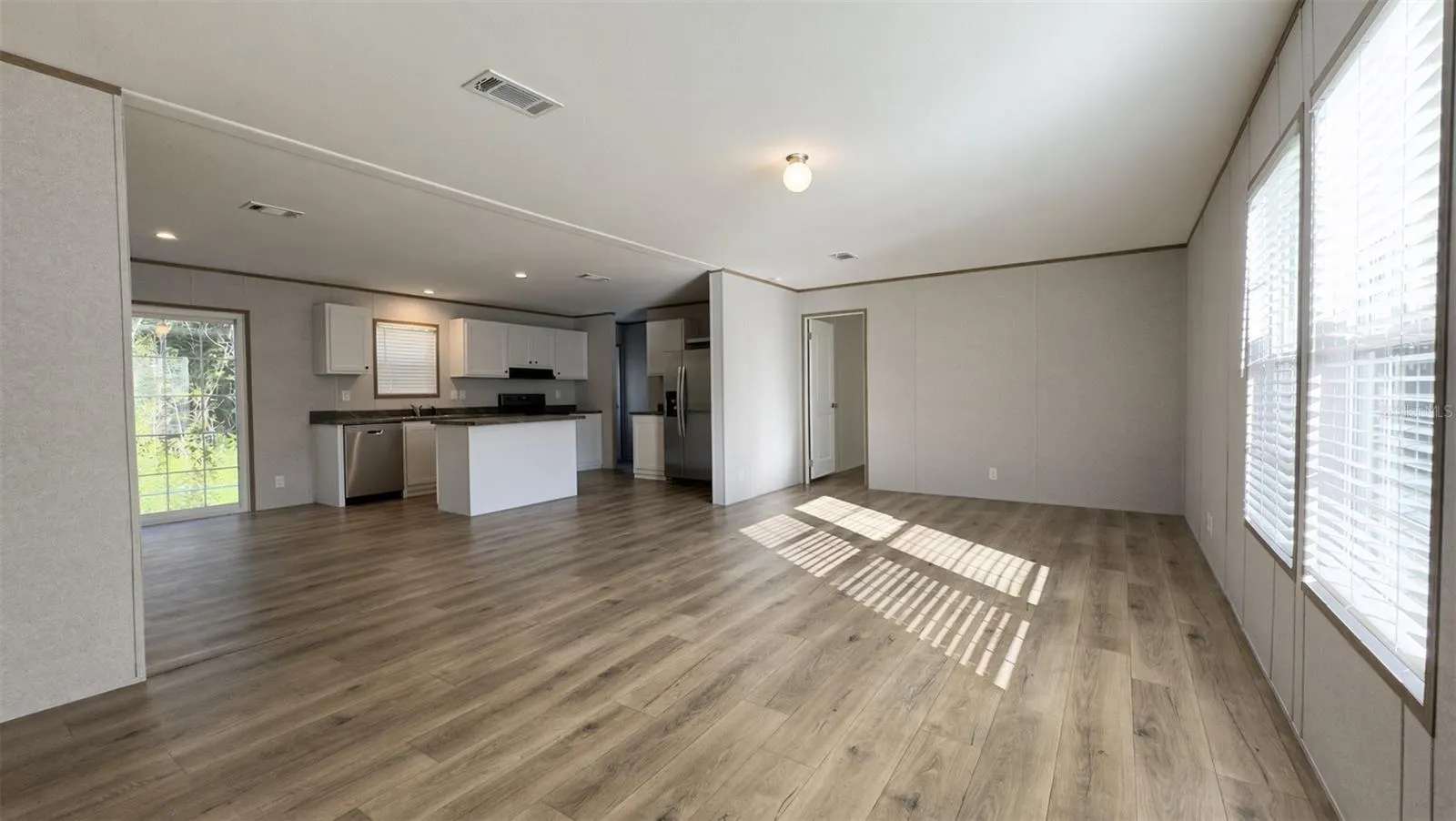 12015 WESTBAY AVE
