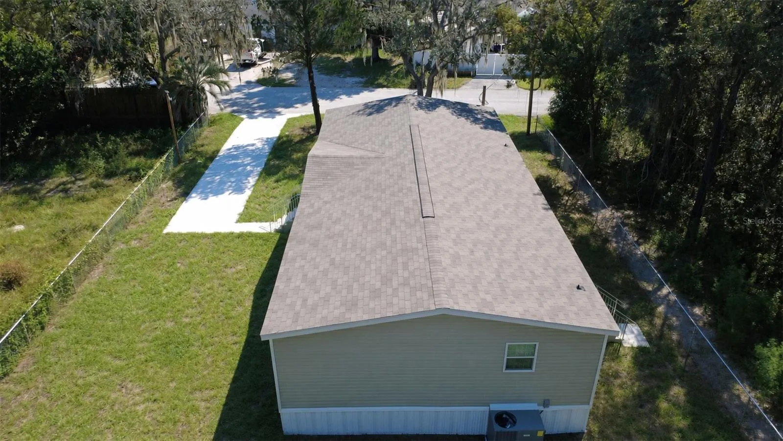 12015 WESTBAY AVE