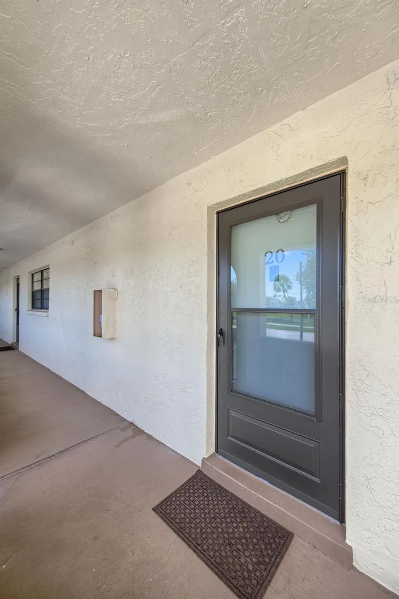 12000 CAPRI CIR S #20 #20