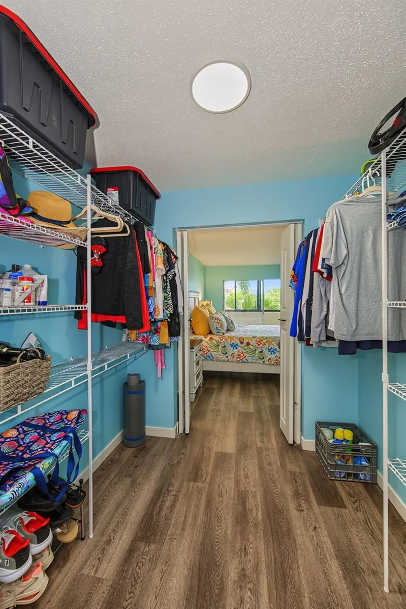 12000 CAPRI CIR S #20 #20