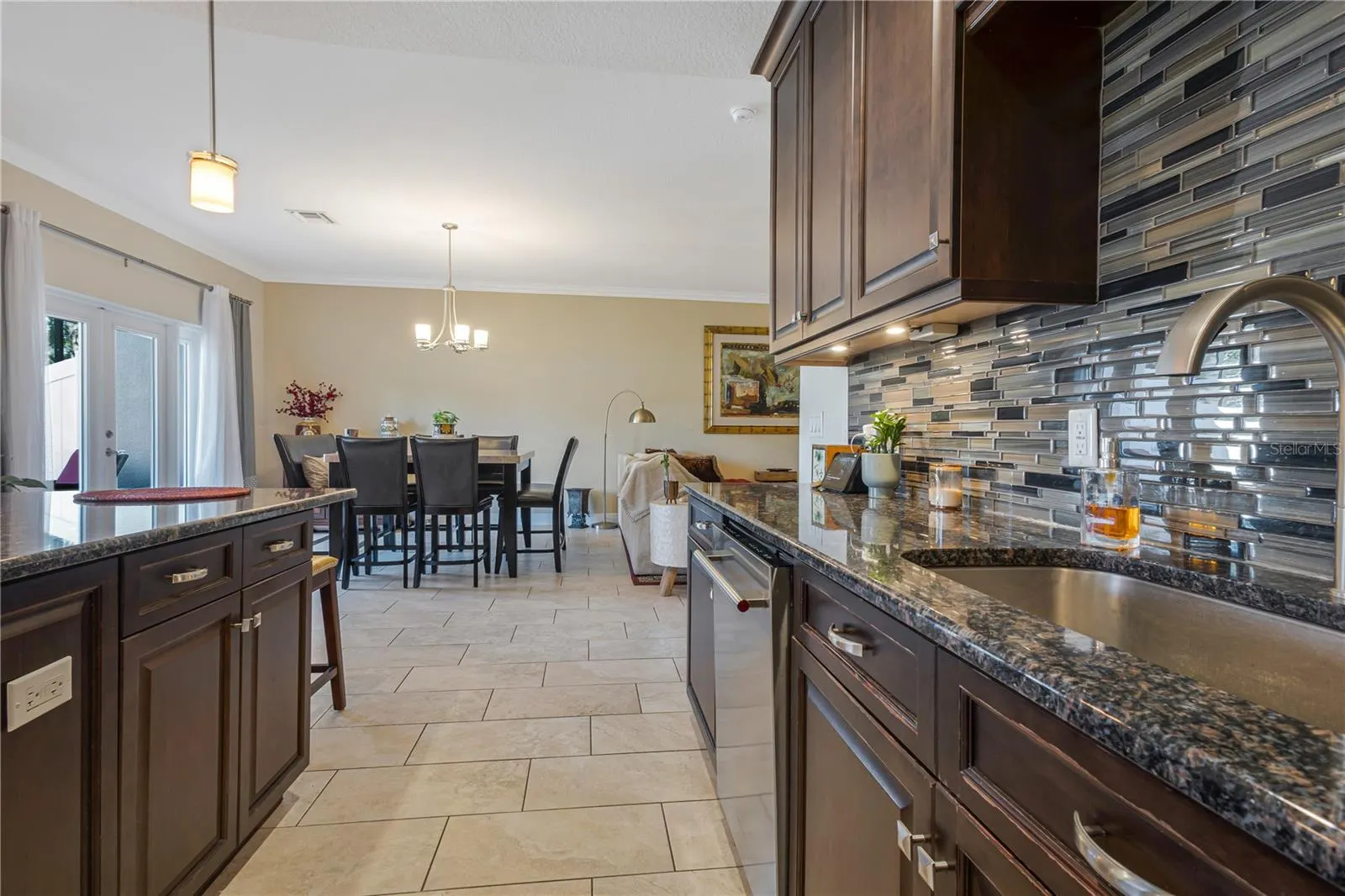 829 DATE PALM LN