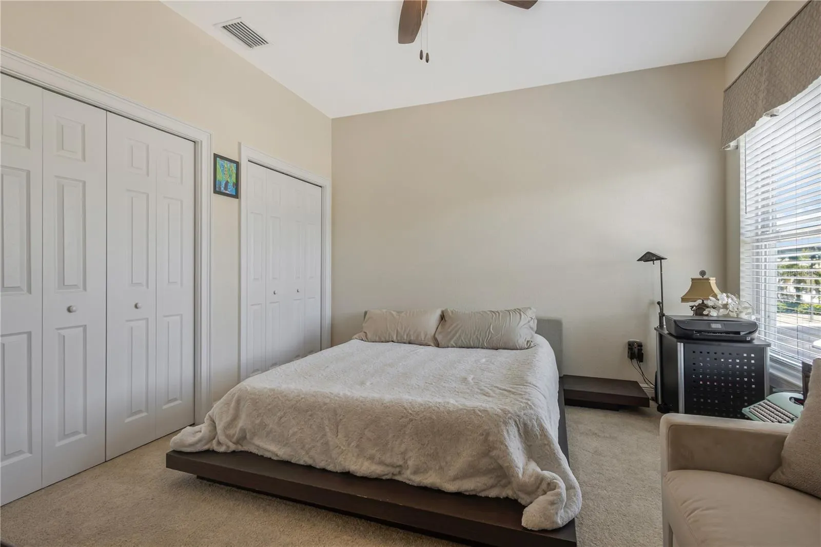829 DATE PALM LN