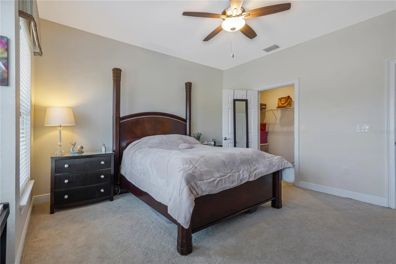 829 DATE PALM LN