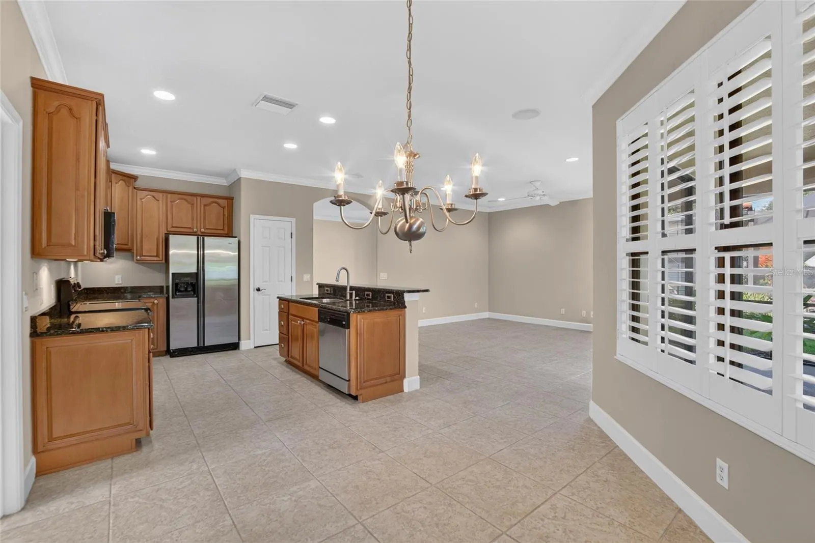 213 SILVER FALLS DR