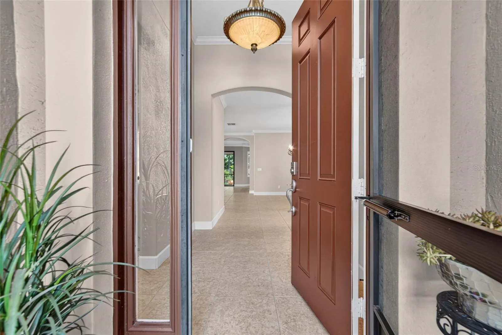 213 SILVER FALLS DR