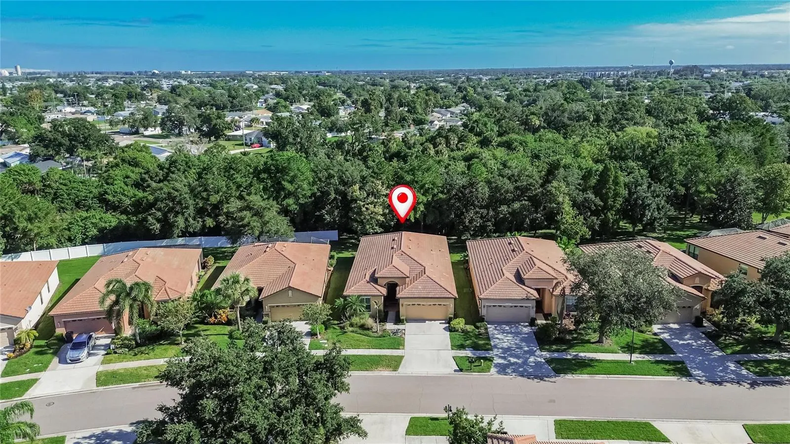 213 SILVER FALLS DR