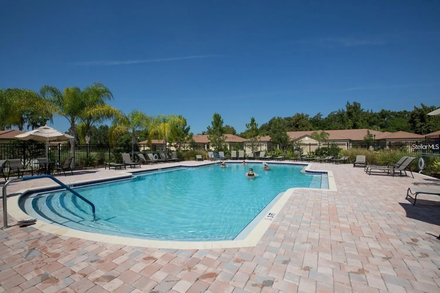 213 SILVER FALLS DR