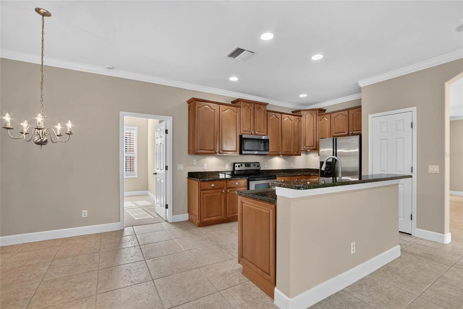 213 SILVER FALLS DR
