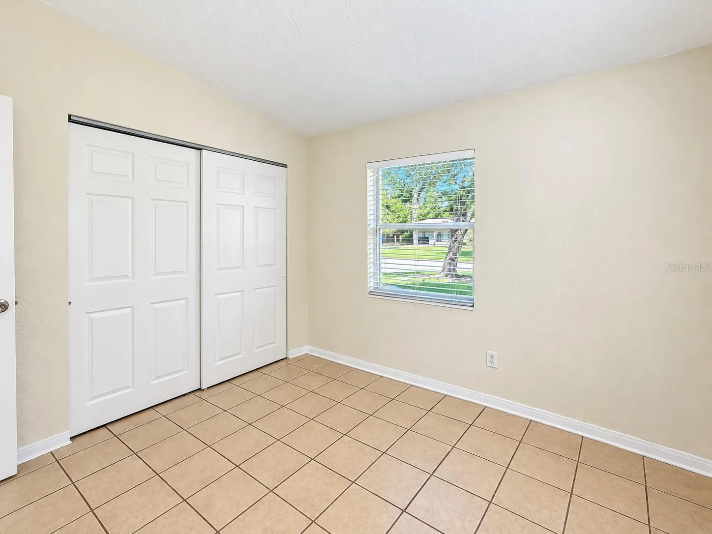 4151 NEPTUNE DR SE