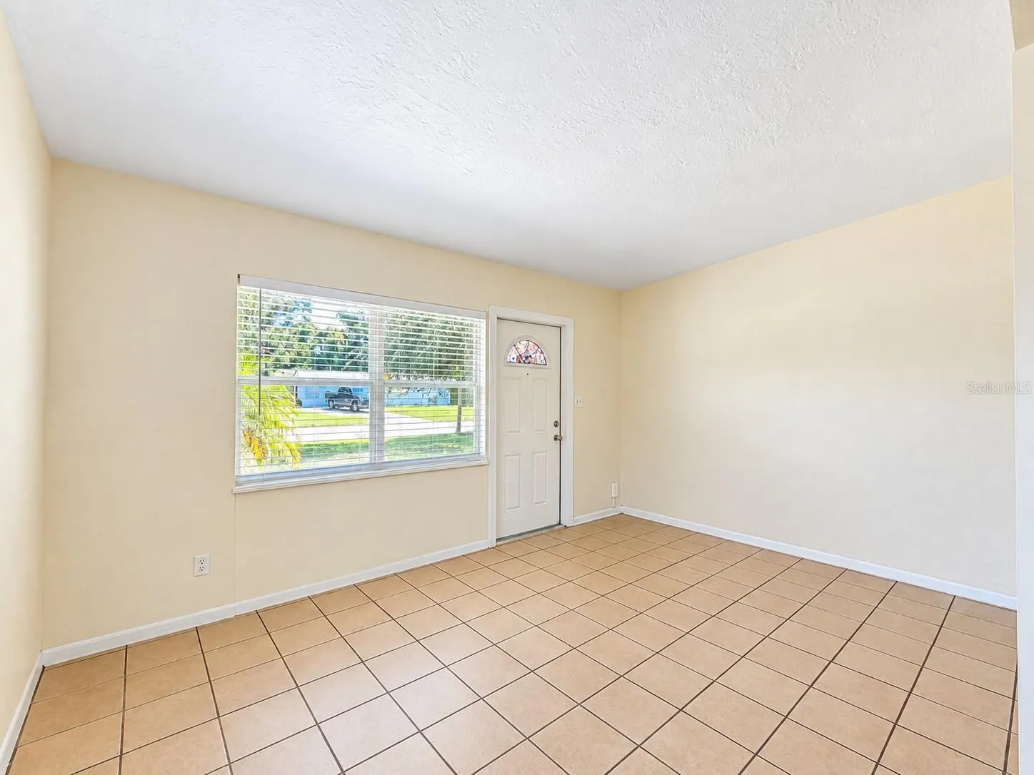 4151 NEPTUNE DR SE