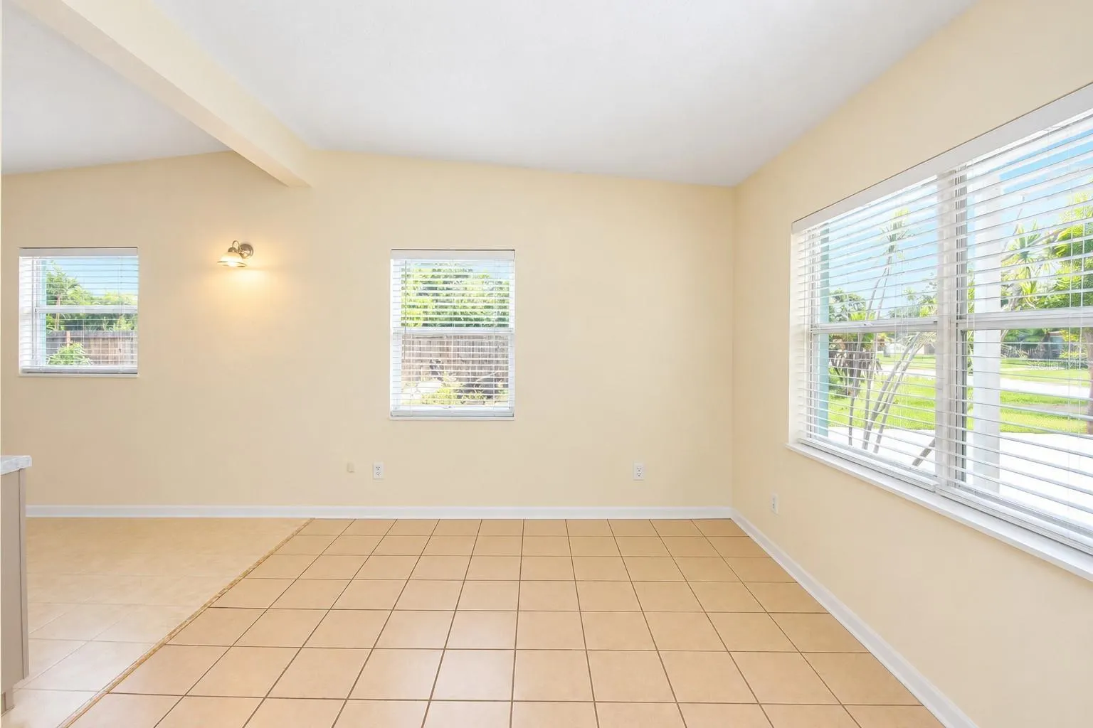 4151 NEPTUNE DR SE