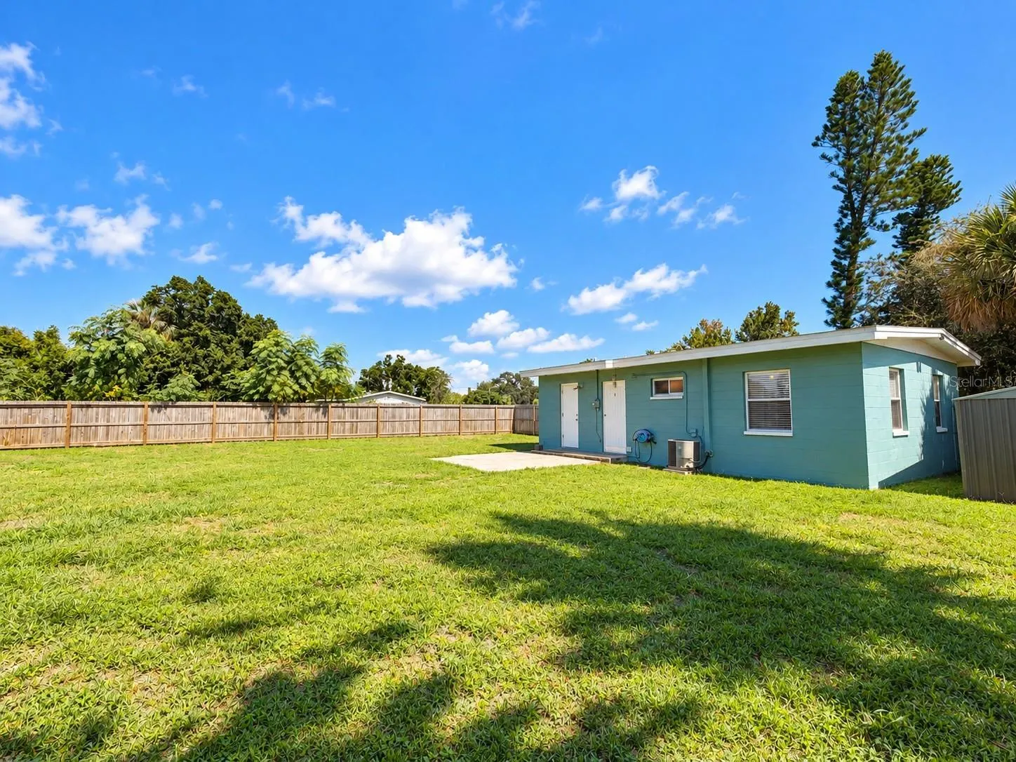 4151 NEPTUNE DR SE