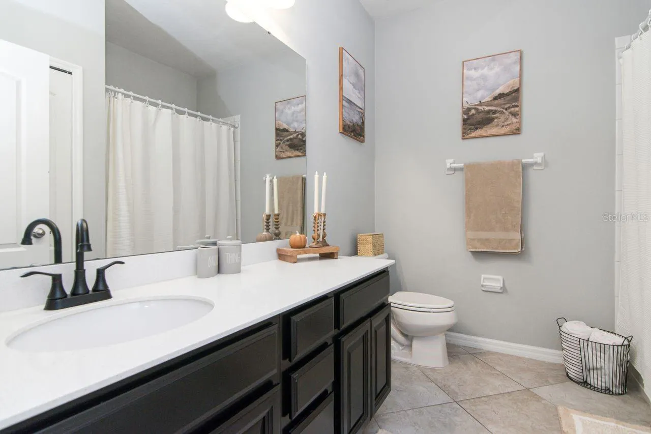 11143 SPRING POINT CIR
