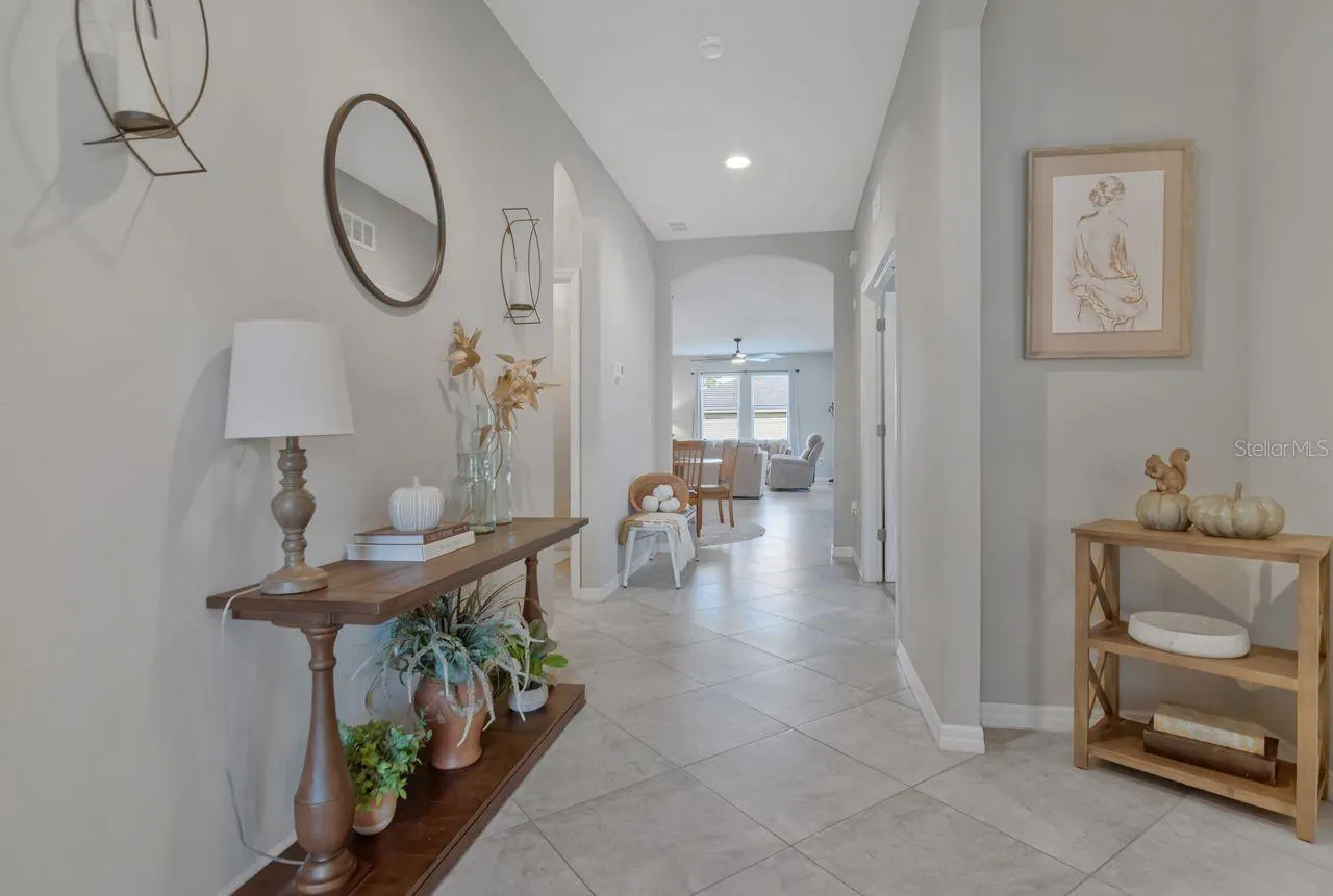 11143 SPRING POINT CIR