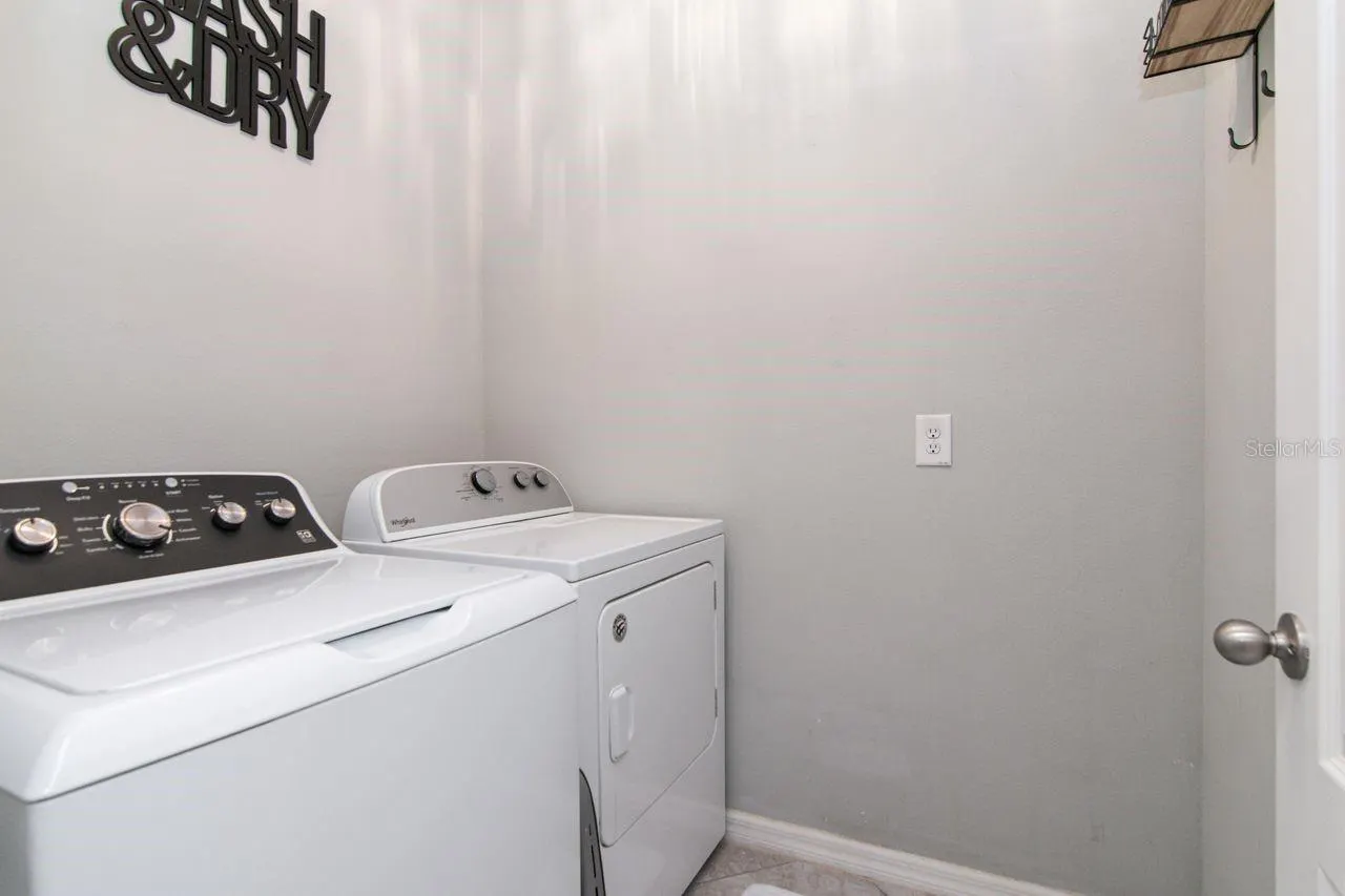 11143 SPRING POINT CIR