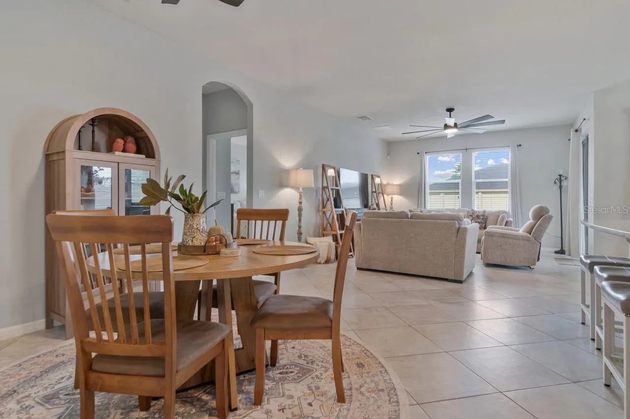 11143 SPRING POINT CIR