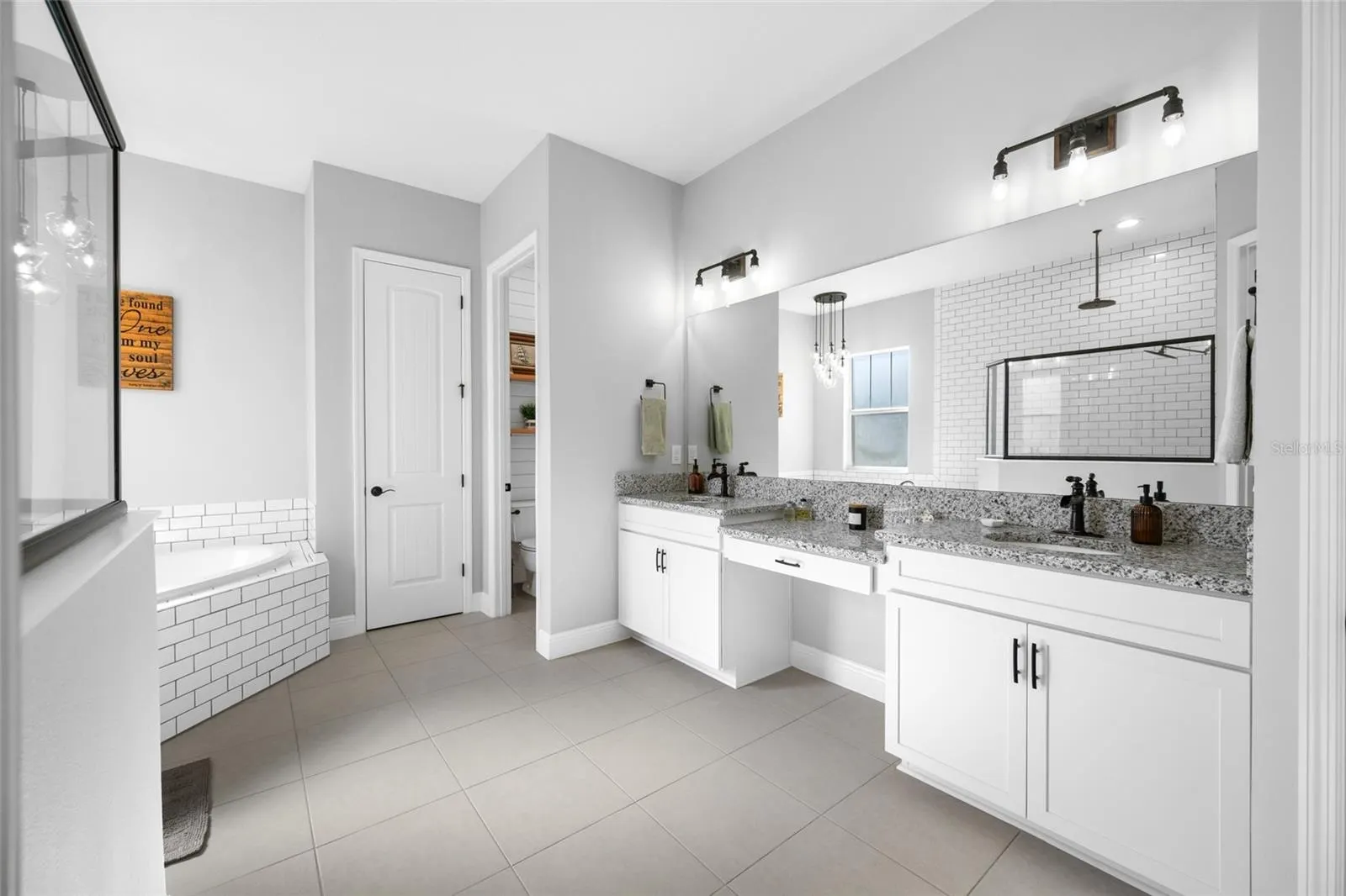 4161 GLADE WOOD LOOP