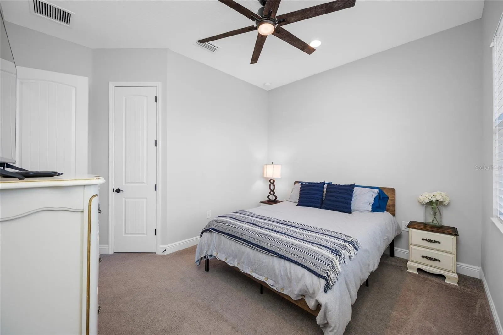 4161 GLADE WOOD LOOP