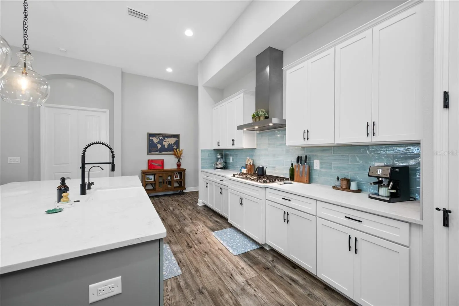 4161 GLADE WOOD LOOP