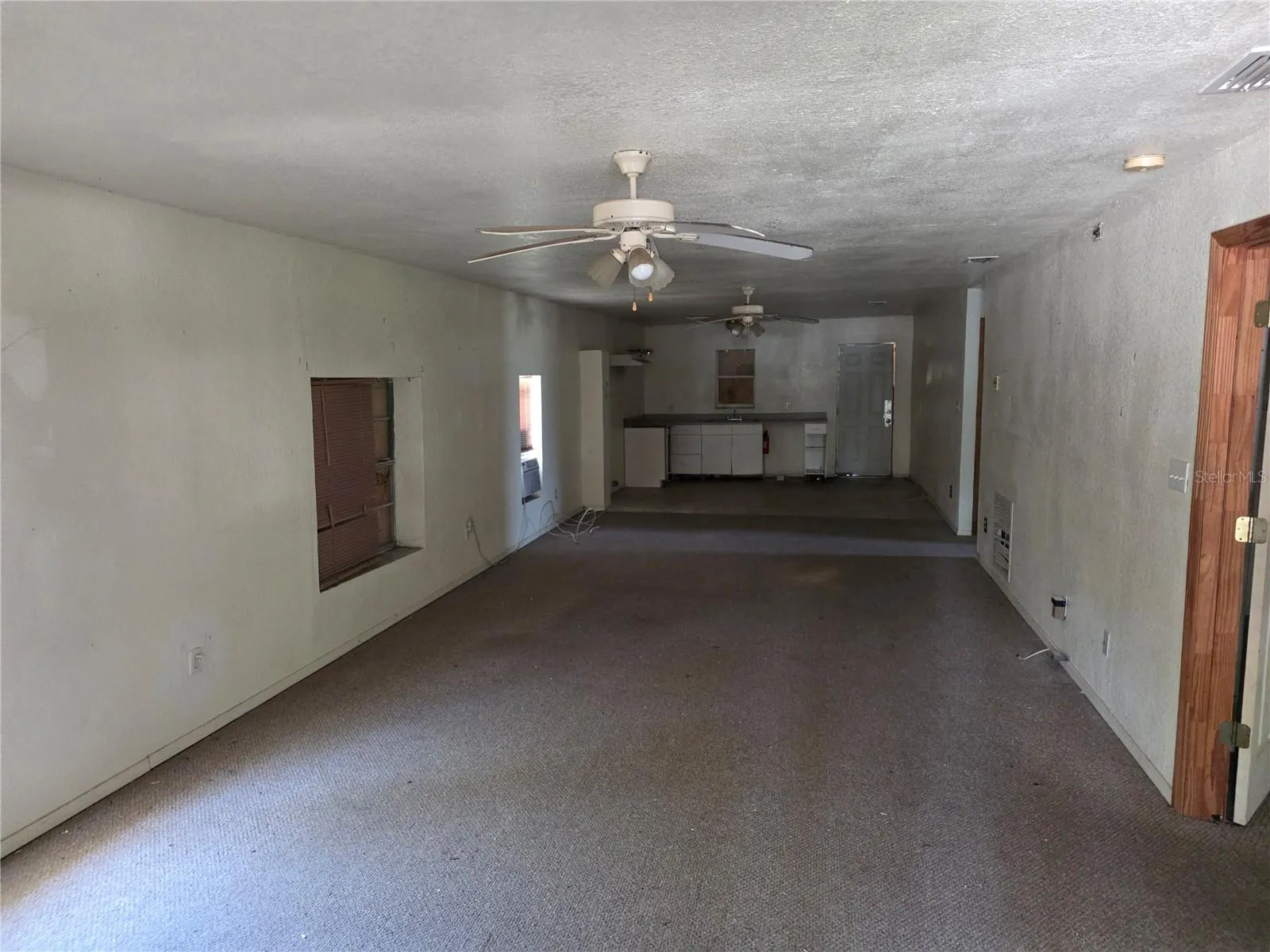 210 12TH ST W