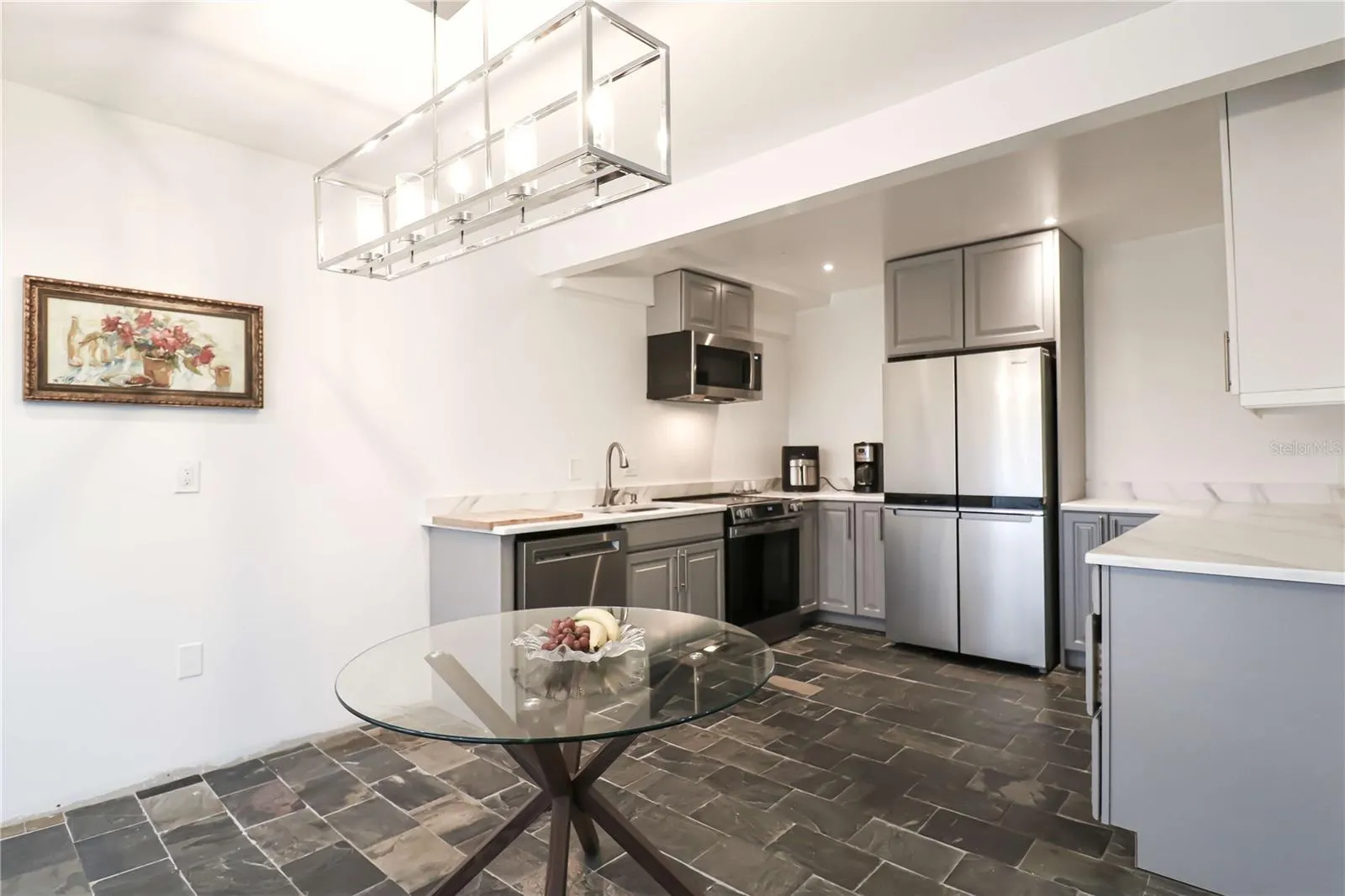1651 CAPE HOPE AVE NE #2 #2