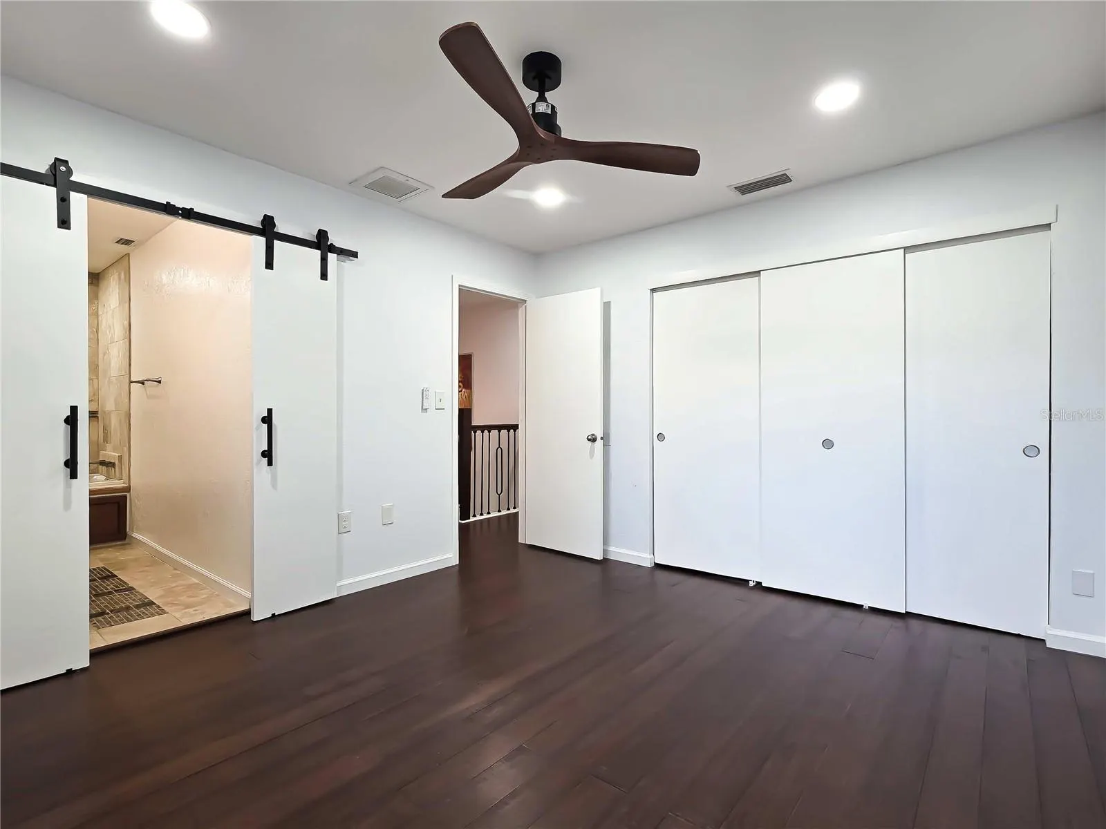 1651 CAPE HOPE AVE NE #2 #2