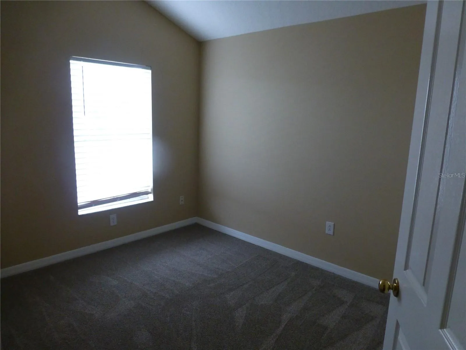 9411 W PARK VILLAGE DR
