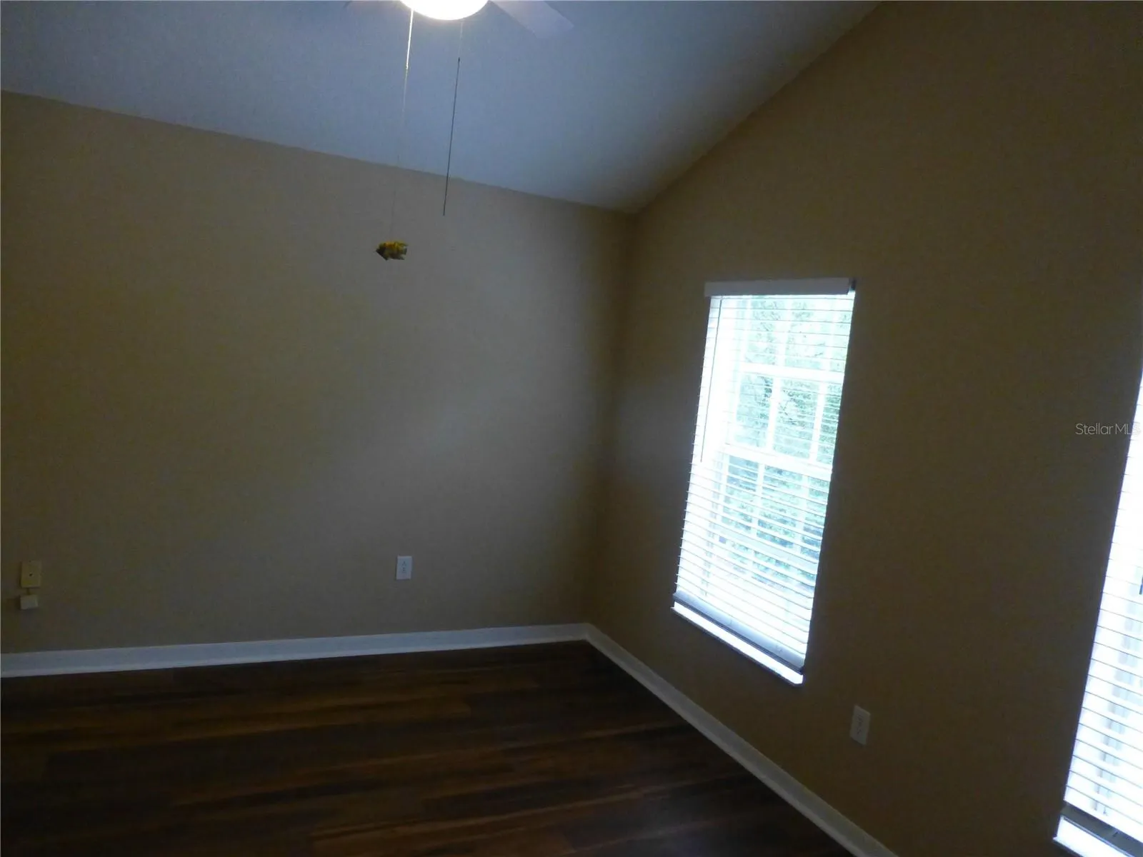 9411 W PARK VILLAGE DR