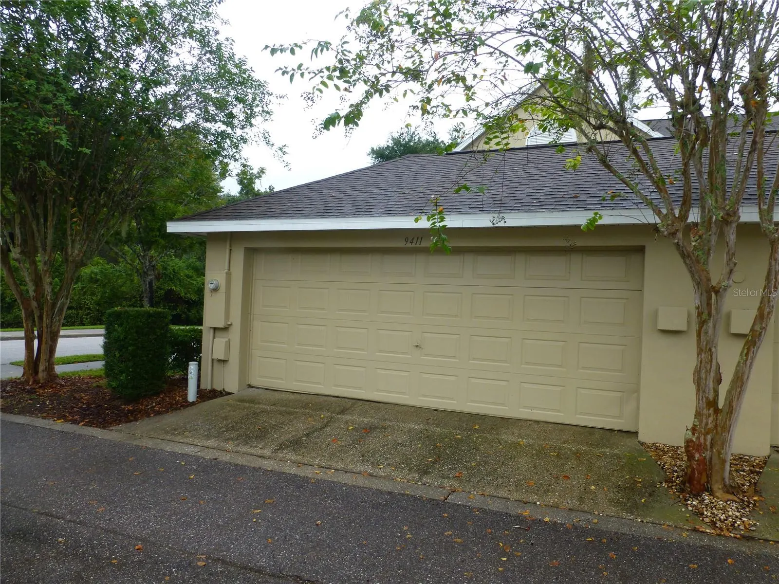 9411 W PARK VILLAGE DR
